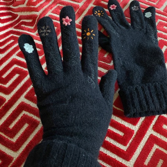 Moschino Lambswool Angora Stretch Embroidered Gloves Never Used Made in Italy - Picture 15 of 16